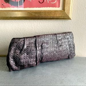 3x$10 Express Metallic Clutch